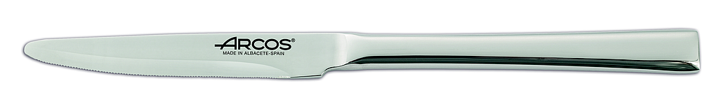 serrated dessert knife